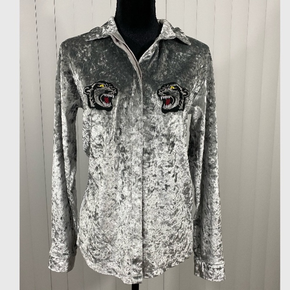 JADED LONDON Crushed Velvet Button Down Shirt Blouse Embroidered Panther Silver - Picture 6 of 14